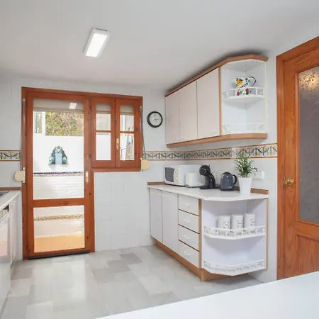 3 Bedrooms Sea Views Pueblo Mijas