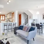 3 Bedrooms Sea Views Pueblo * Mijas