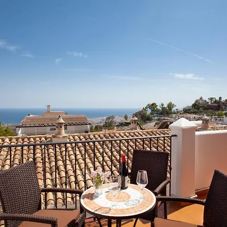 3 Bedrooms Sea Views Pueblo Apartmán Mijas